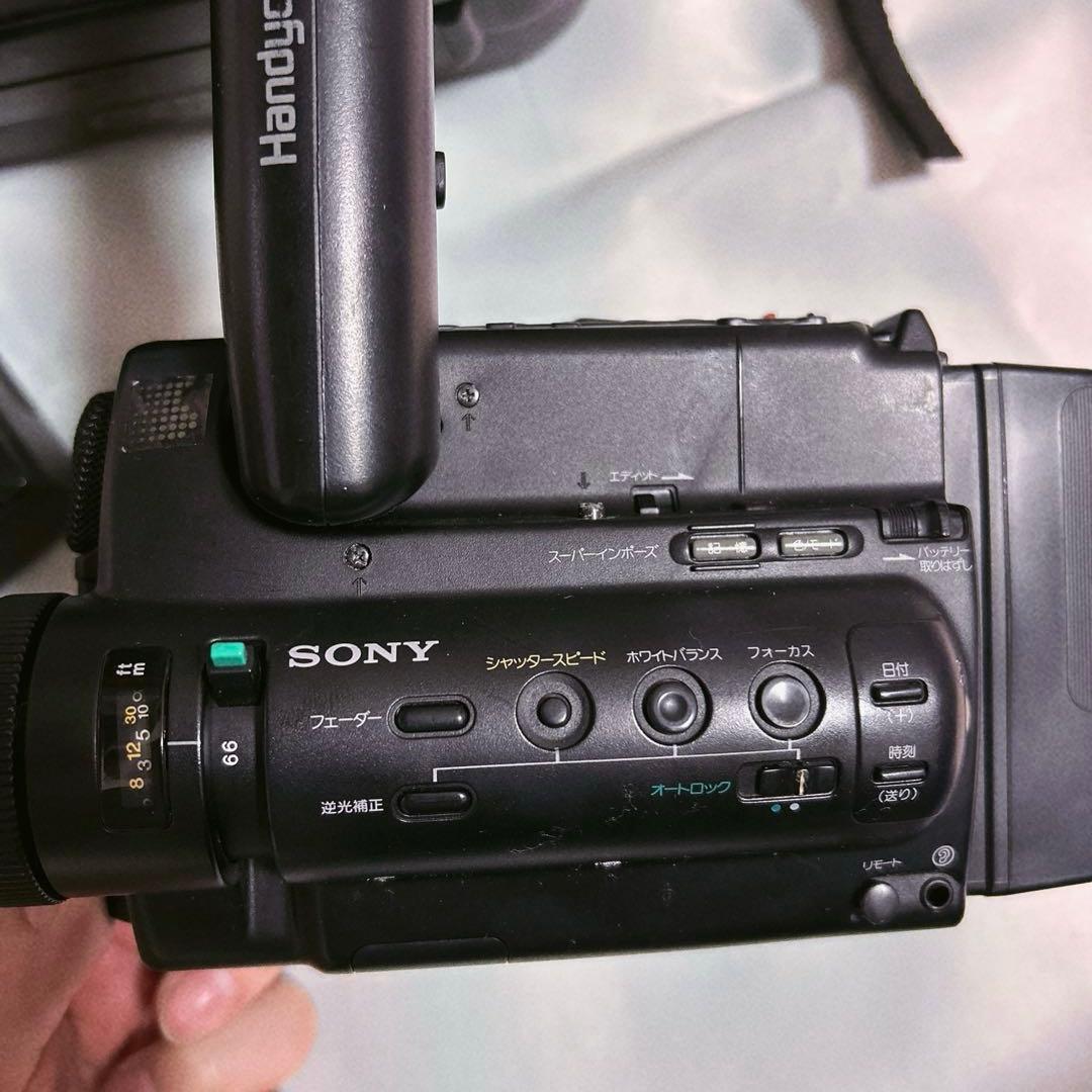 SONY ハンディカム　CCD TR55 ビデオカメラ　NP-77