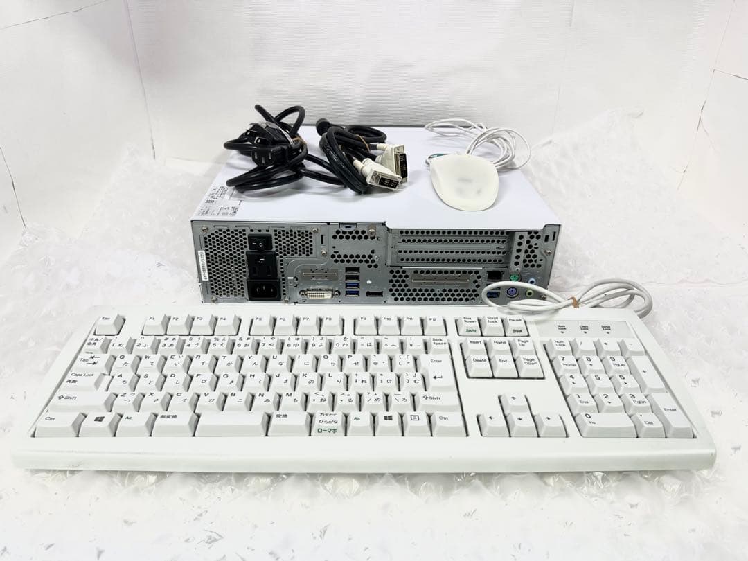 SSD480GB/ 高性能Core i5-7500/16GB/富士通 D587