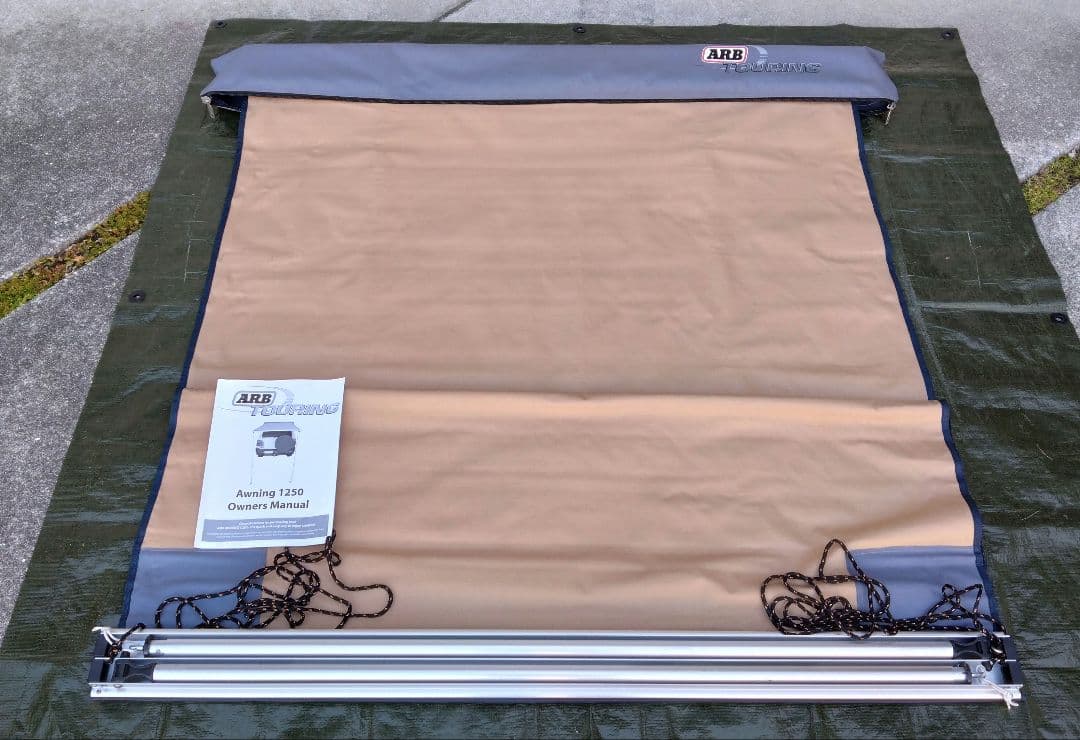 ARB カーサイドオーニング 1250　ソフトケース　おまけ付