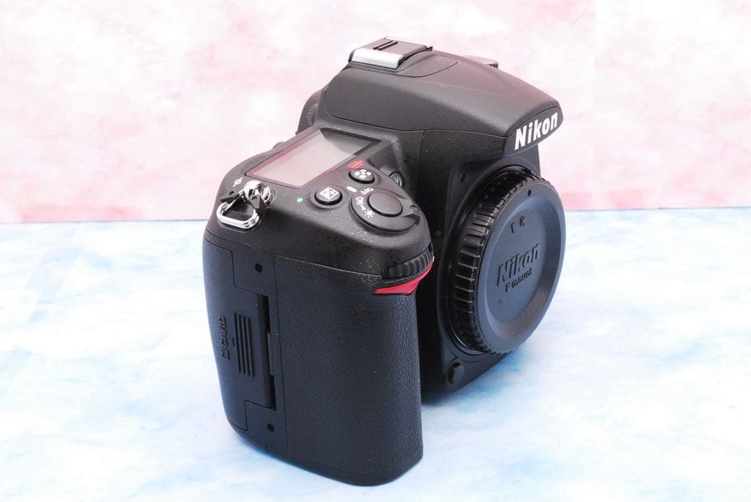 Nikon D7000★一眼レフカメラ★超望遠レンズ★三脚＆バッグ付★