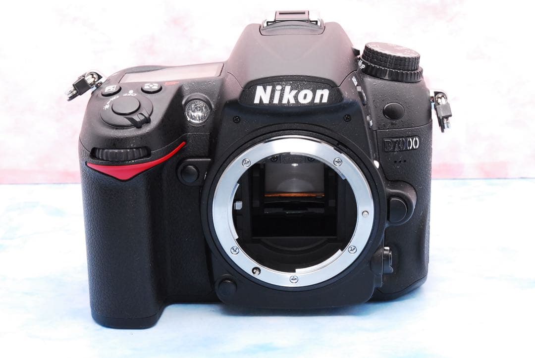 Nikon D7000★一眼レフカメラ★超望遠レンズ★三脚＆バッグ付★