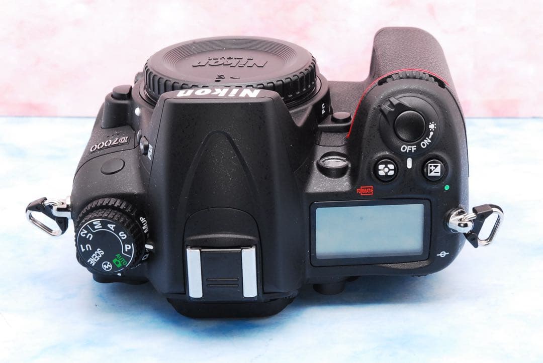 Nikon D7000★一眼レフカメラ★超望遠レンズ★三脚＆バッグ付★