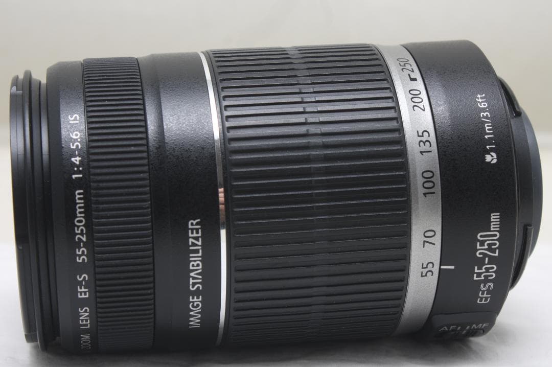 キヤノン EF-S 55-250mm F4-5.6 IS