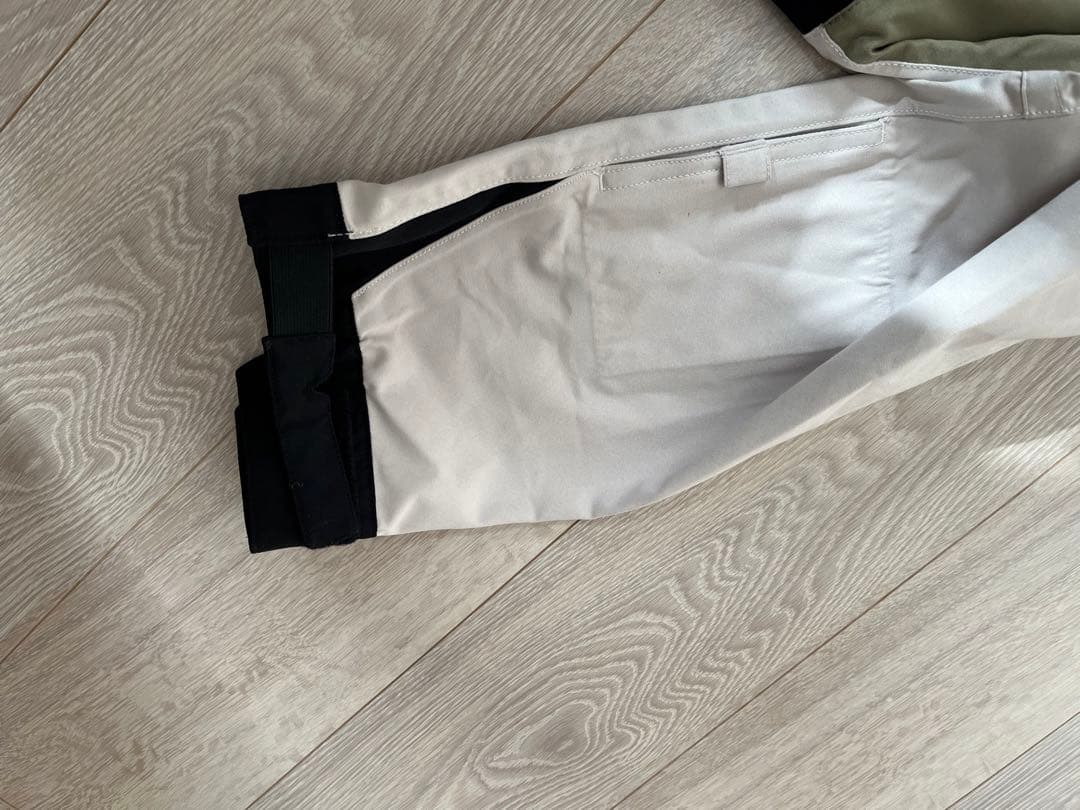 686（シックスエイトシックス）のスノーボードウェアセットアップ　新品未使用　L