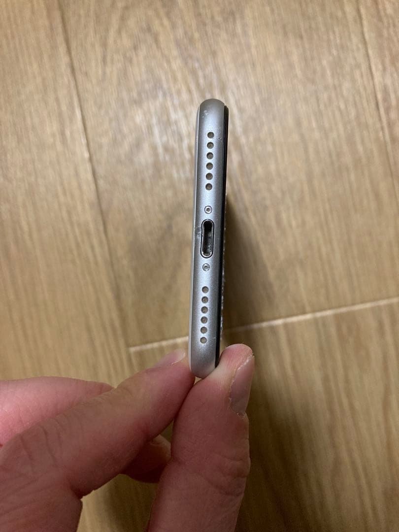 Apple iPhone SE2 128GB ホワイト