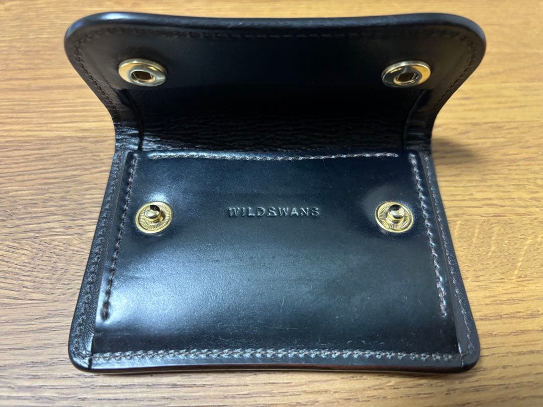 ワイルドスワンズ　WILDSWANS /TONGUE