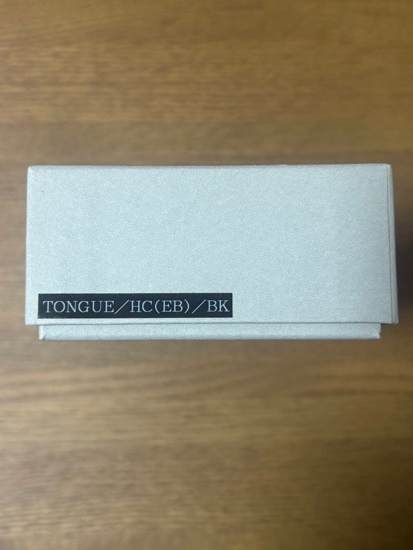 ワイルドスワンズ　WILDSWANS /TONGUE