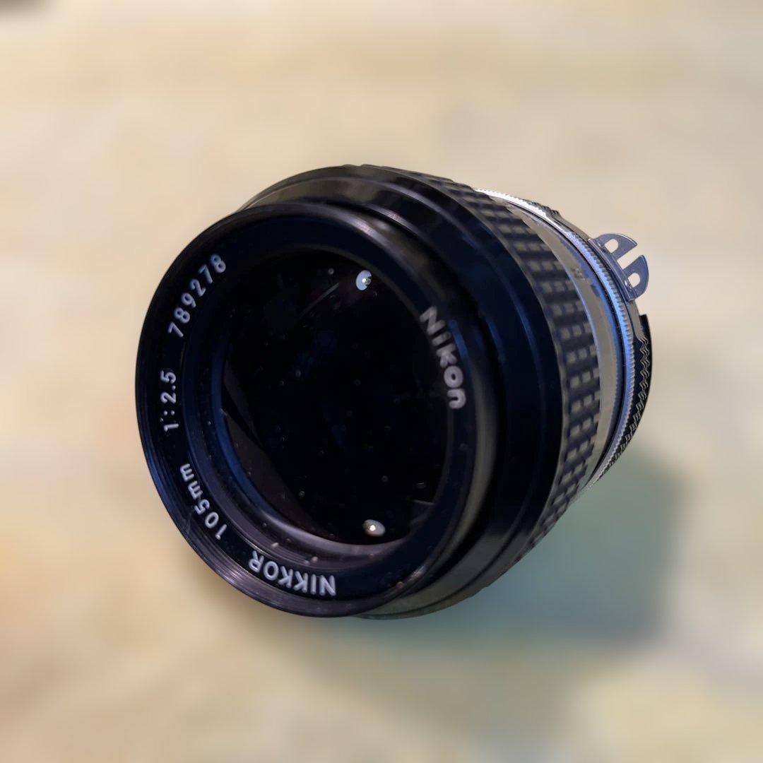 NIKKOR 105mm f/2.5 単焦点レンズ