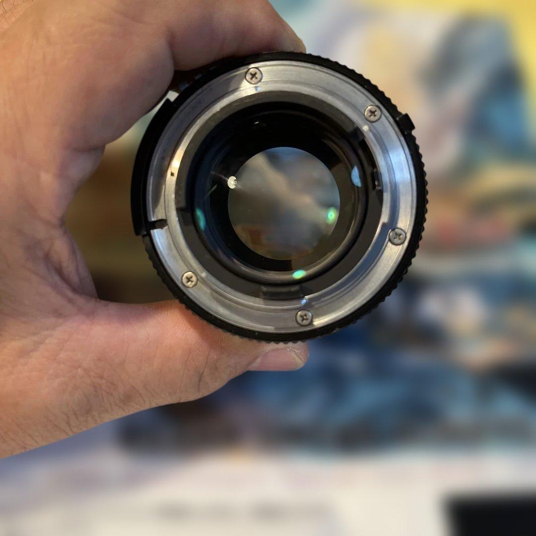 NIKKOR 105mm f/2.5 単焦点レンズ