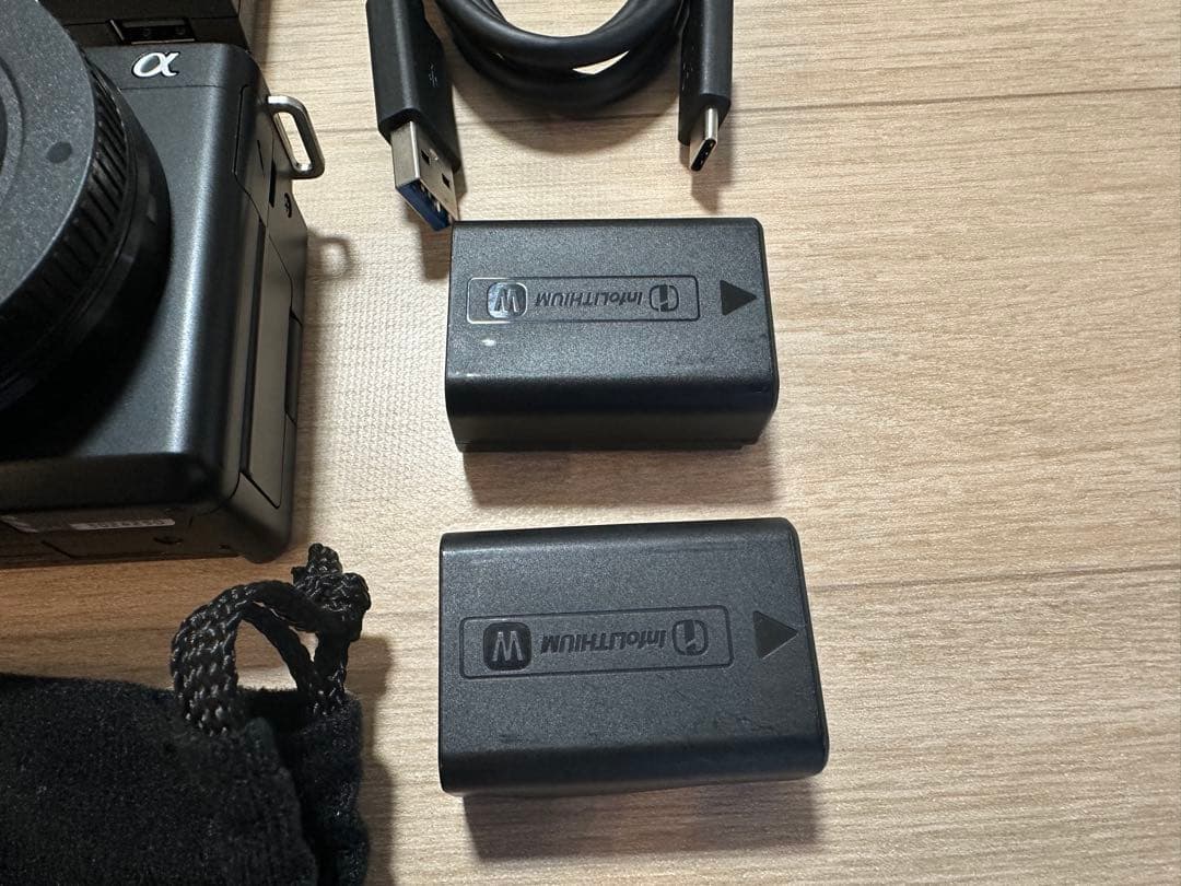 【shot数451枚】ZV-E10 ボディ VLOGCAM おまけ付き