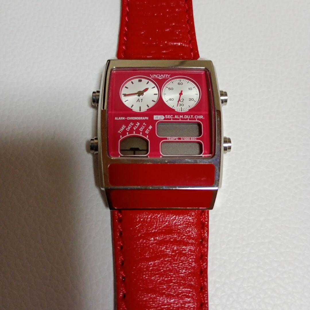 VAGARY レッド 　腕時計