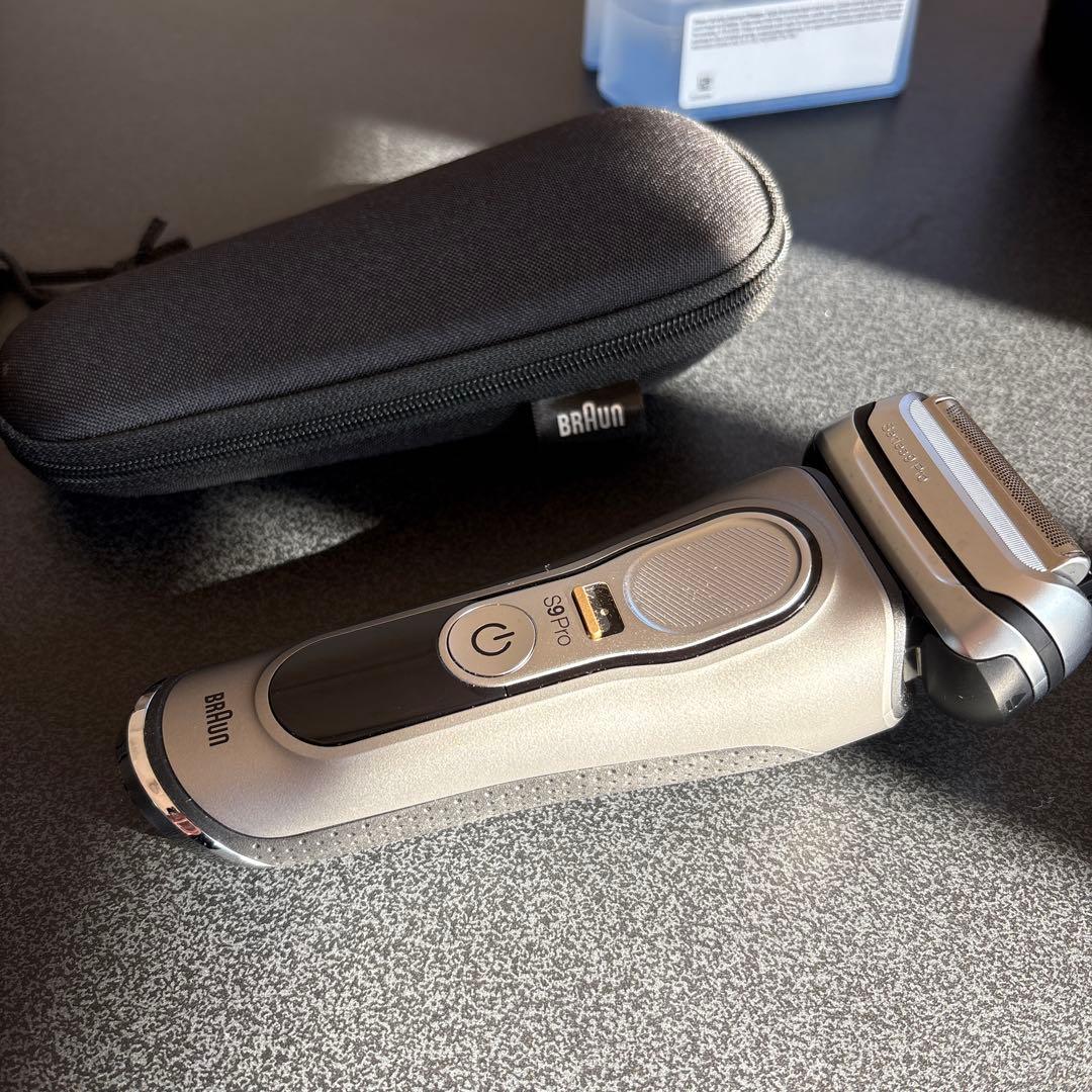 BRAUN シリーズ9Pro 電動シェーバー