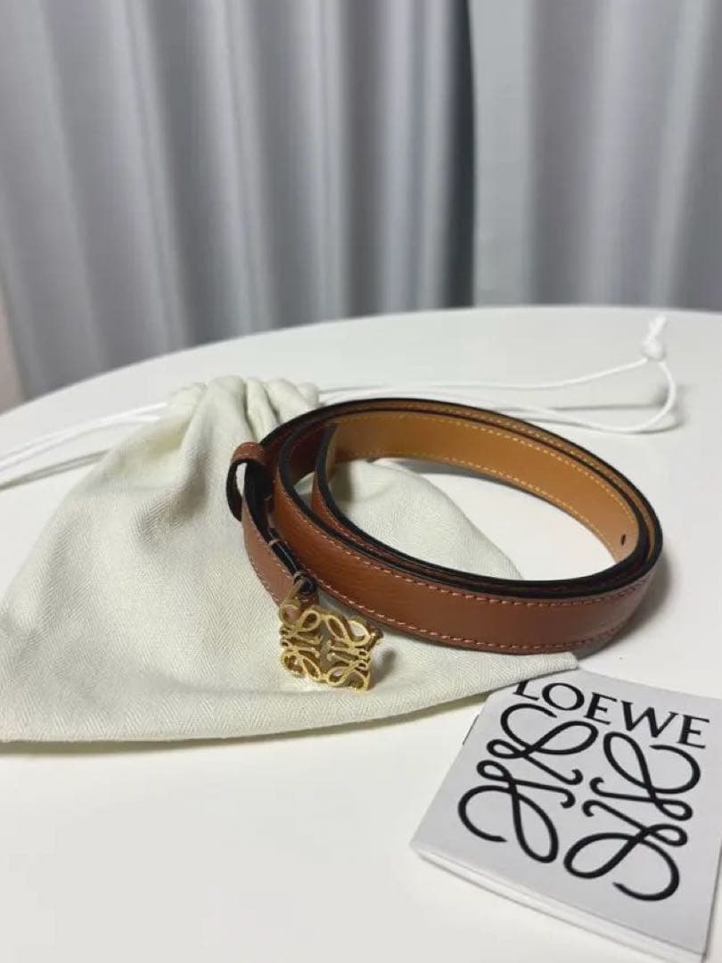 LOEWE ロエベ アナグラム レザーベルト タン70/28 新春初売りセール！