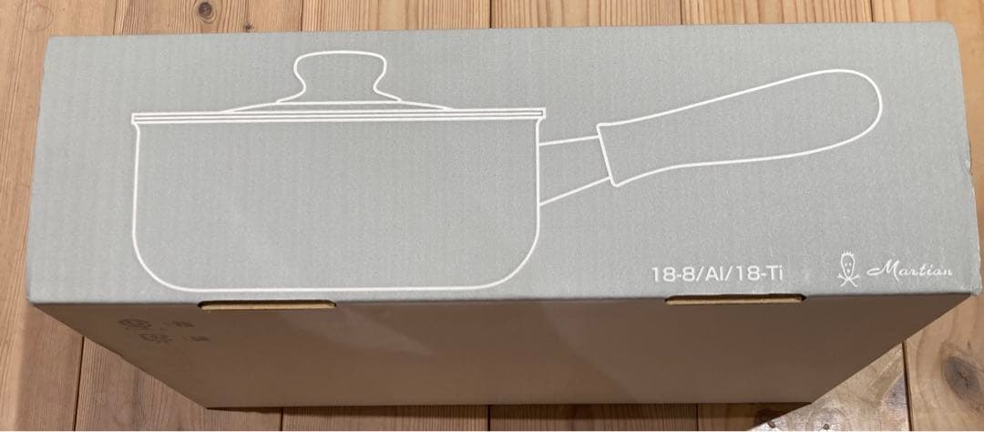 【新品・未使用】柳宗理　ステンレス•アルミ3層鋼　片手鍋18㎝つや消し　IH対応