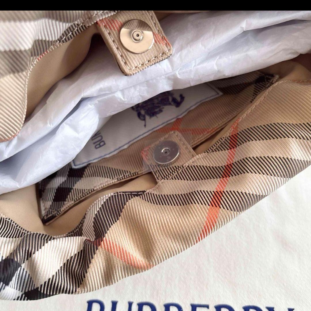 バーバリー　チルドレン　バッグ