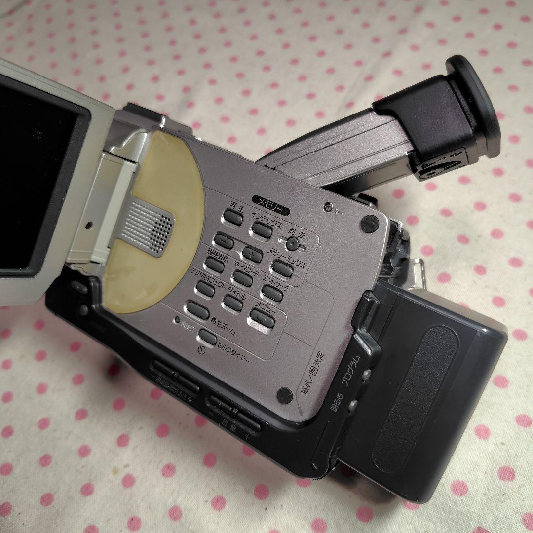 ビデオカメラ SONY Handycam DCR-TRV20