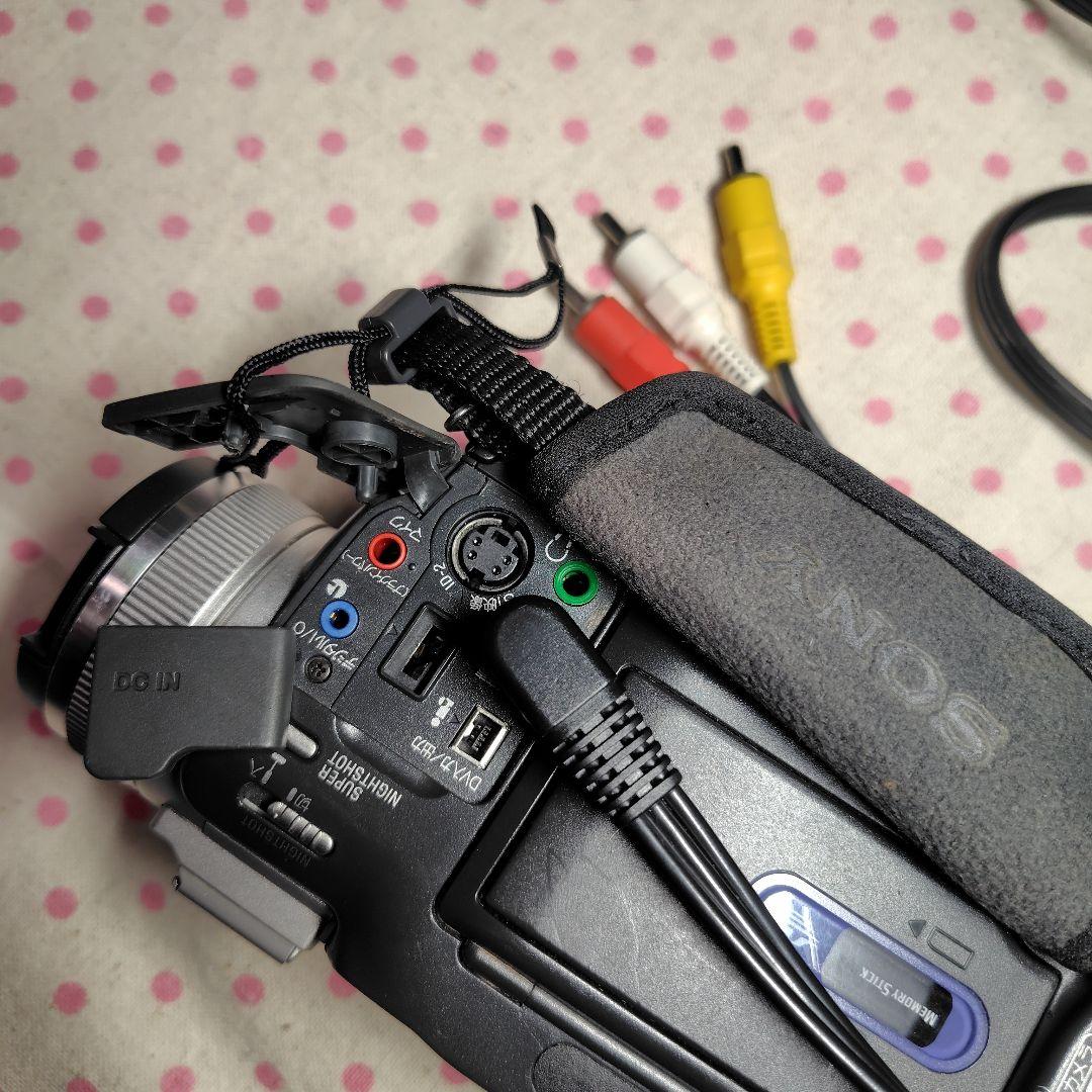 ビデオカメラ SONY Handycam DCR-TRV20