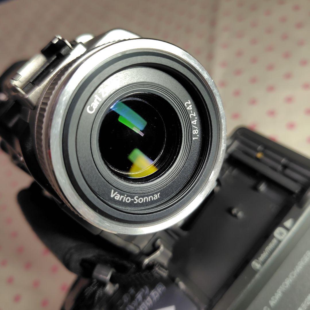 ビデオカメラ SONY Handycam DCR-TRV20