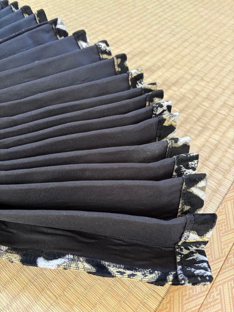 金華山モンブランローズ　トラック用ルームカーテン