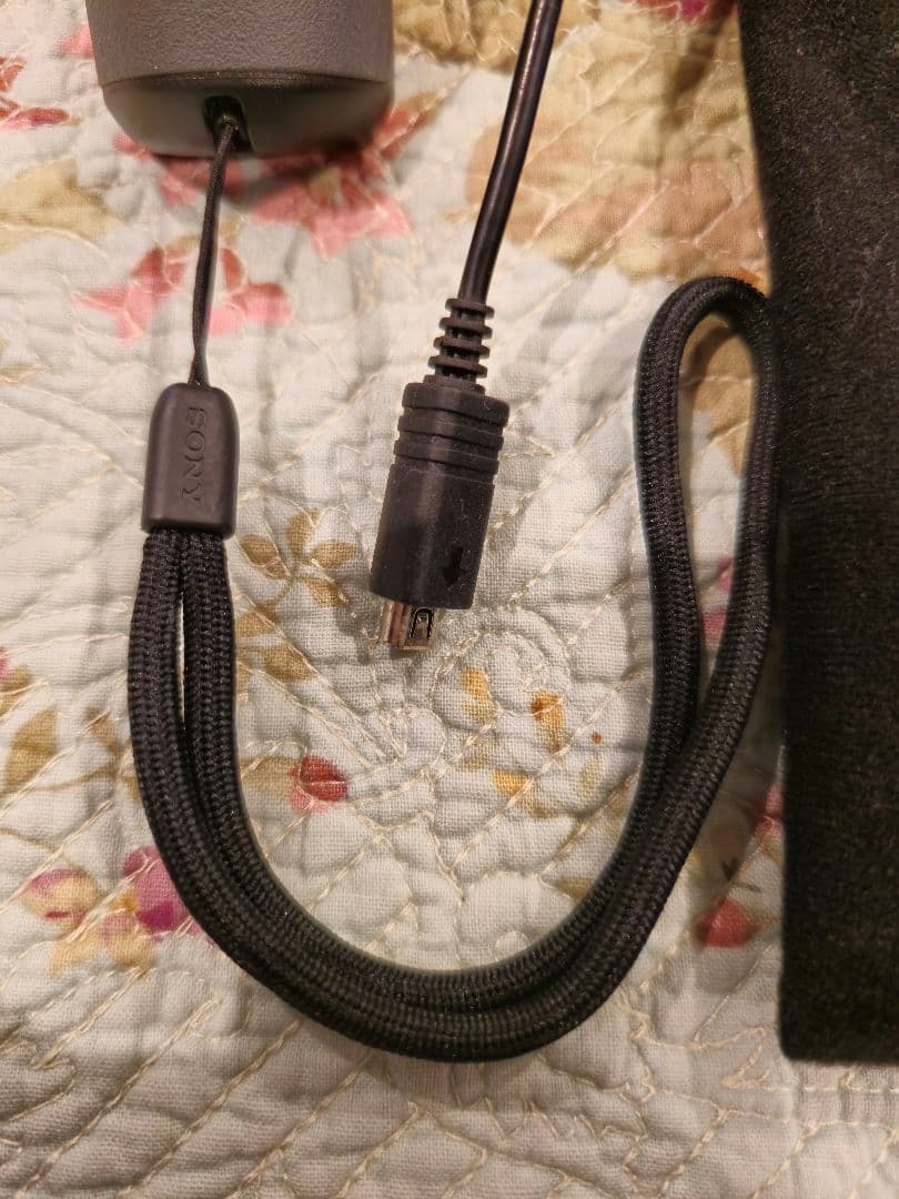 【未使用品】SONY ハンディグリップ　GP-AVT1 フラッシュ