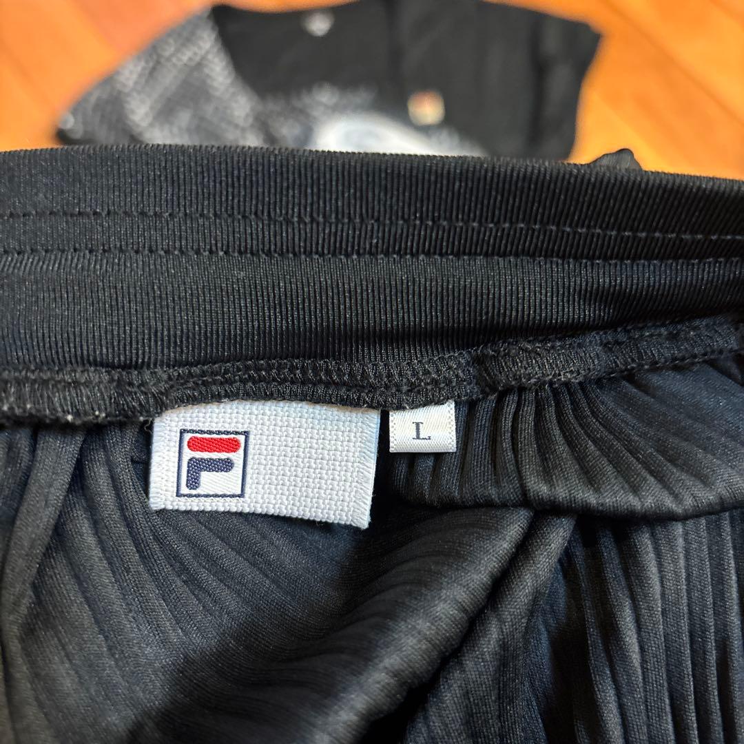 上下セット　FILA テニスウェア XL ドット柄 プリーツ