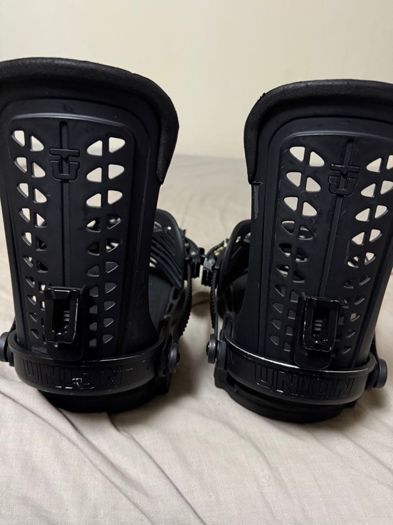 nika　UNION 21-22 BINDING FORCE M