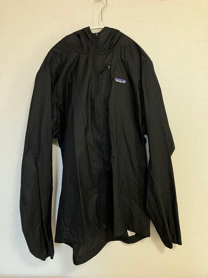 パタゴニア　メンズ　フーディニジャケット　24142