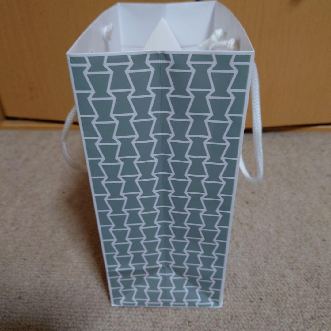 LEXUS マークレビンソンのワイヤレスヘッドホン＆LEXUSノベルティ