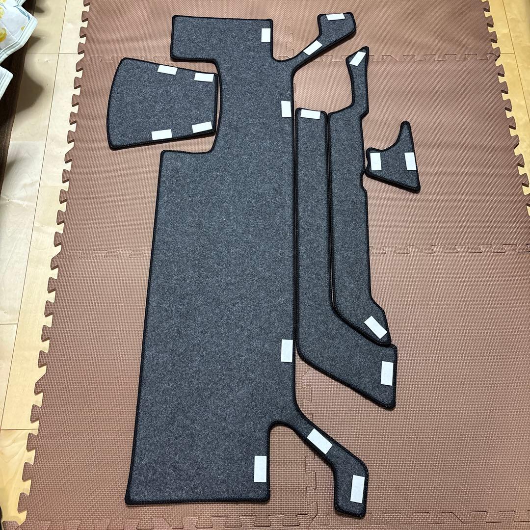 【本日限定価格】90系ヴォクシー　ダッシュボードマット　FJ CRAFT