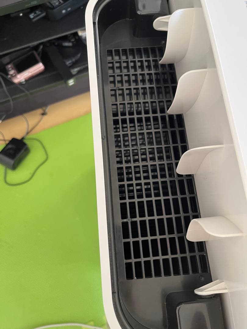 2022年製　アイリスオーヤマ　空気清浄機能付除湿機（PD-A140-W）