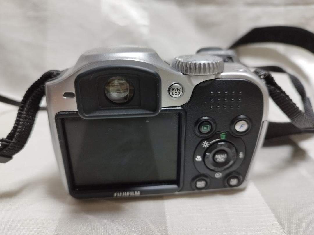 デジタルカメラ FUJIFILM FinePix S5700 DIGTAL CAMERA