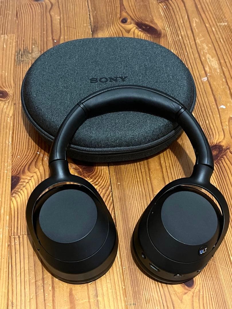 Sony ULTWEAR　ケース付き