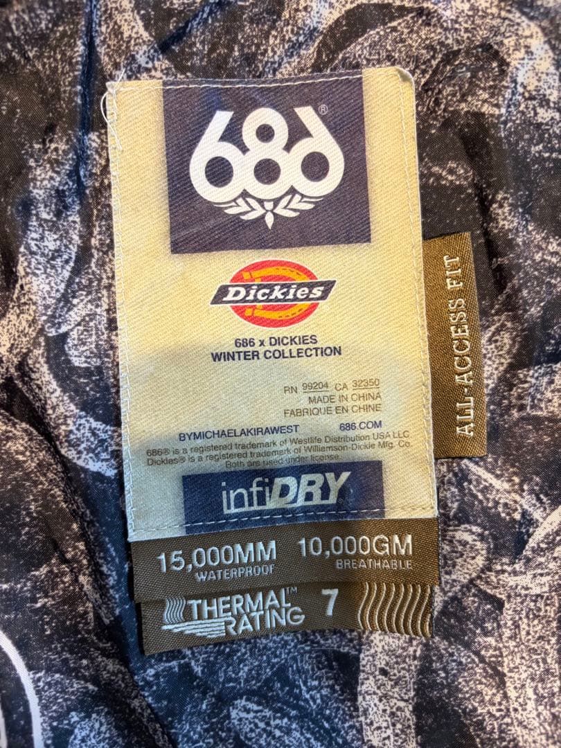 お正月お値引き中！！　美品　686 ディッキーズ　上下セット　Lサイズ　メンズ