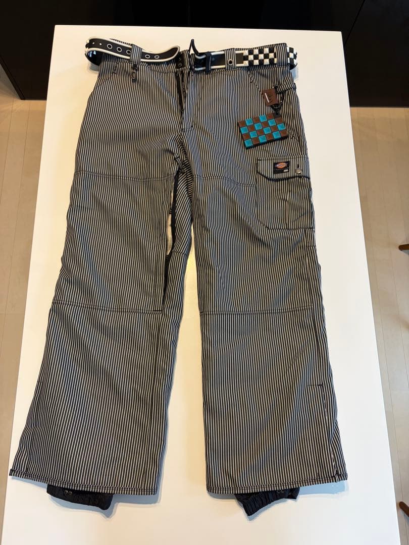 お正月お値引き中！！　美品　686 ディッキーズ　上下セット　Lサイズ　メンズ