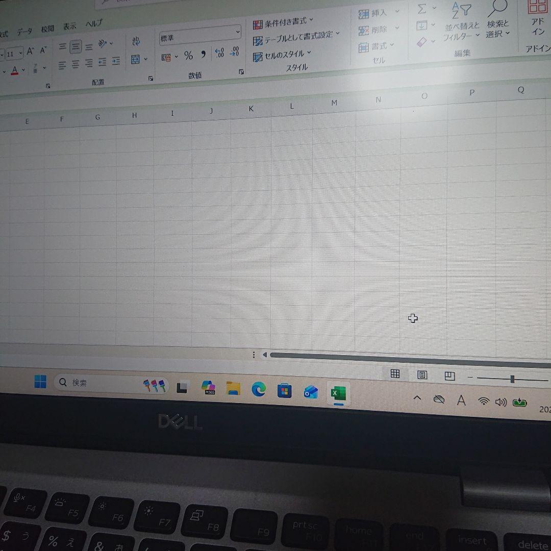 DELL 13.3インチノートPC