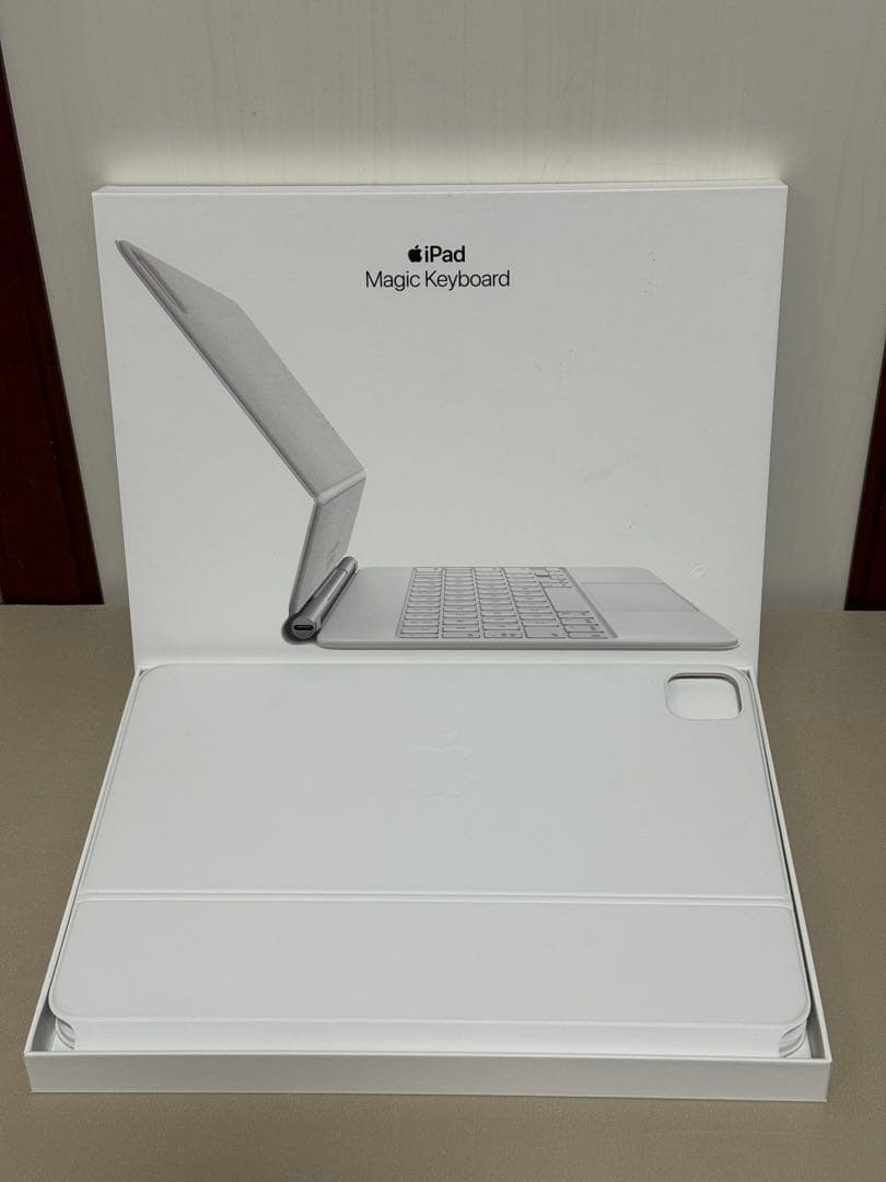 iPadPro 11インチ Magic keyboard JIS ホワイト