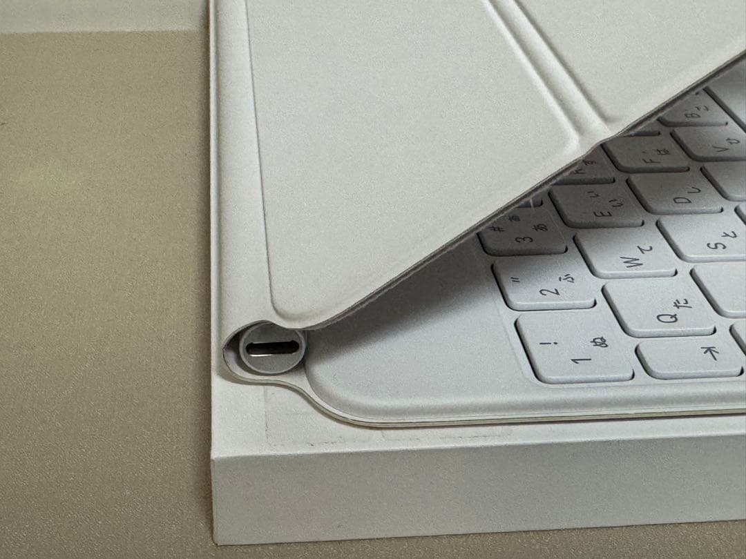 iPadPro 11インチ Magic keyboard JIS ホワイト