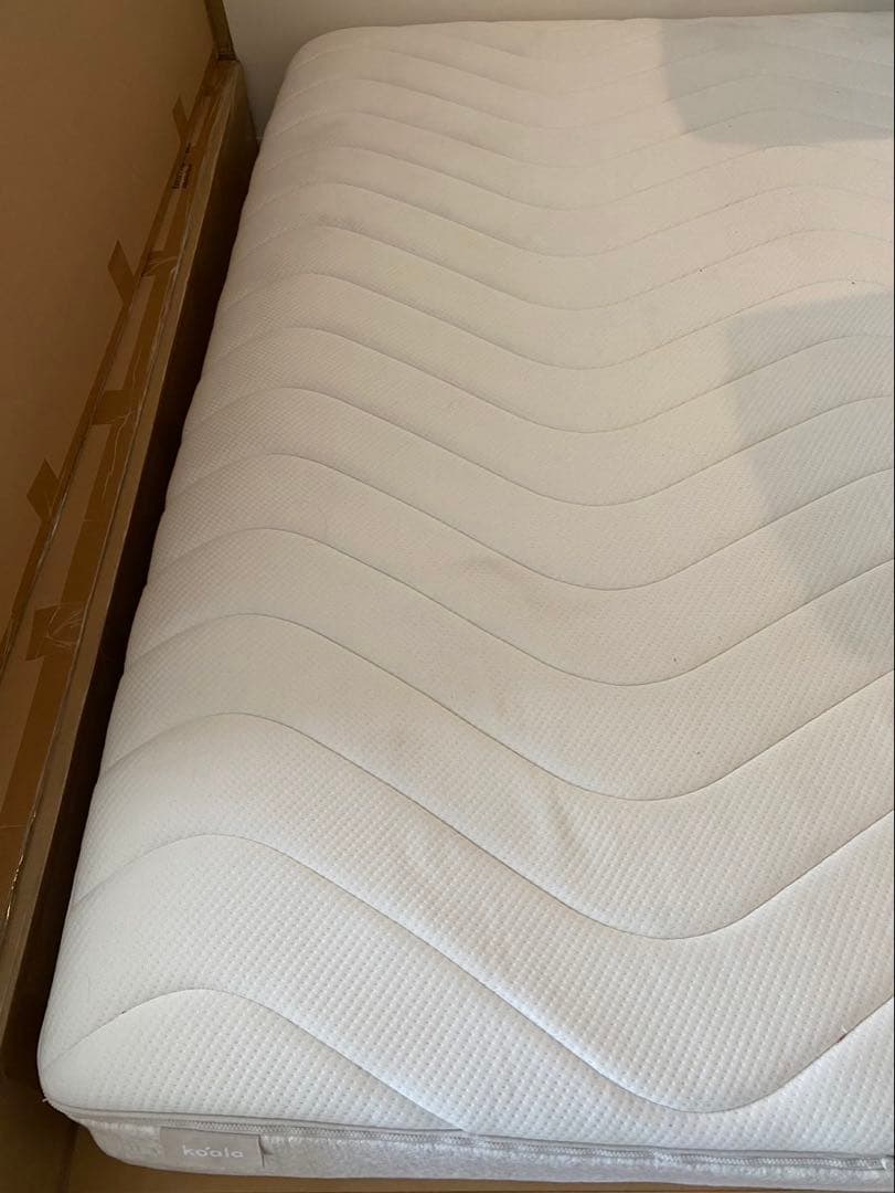 コアラ koala 新品 グレー ダブルベッドフレーム 木製 シンプルモダン