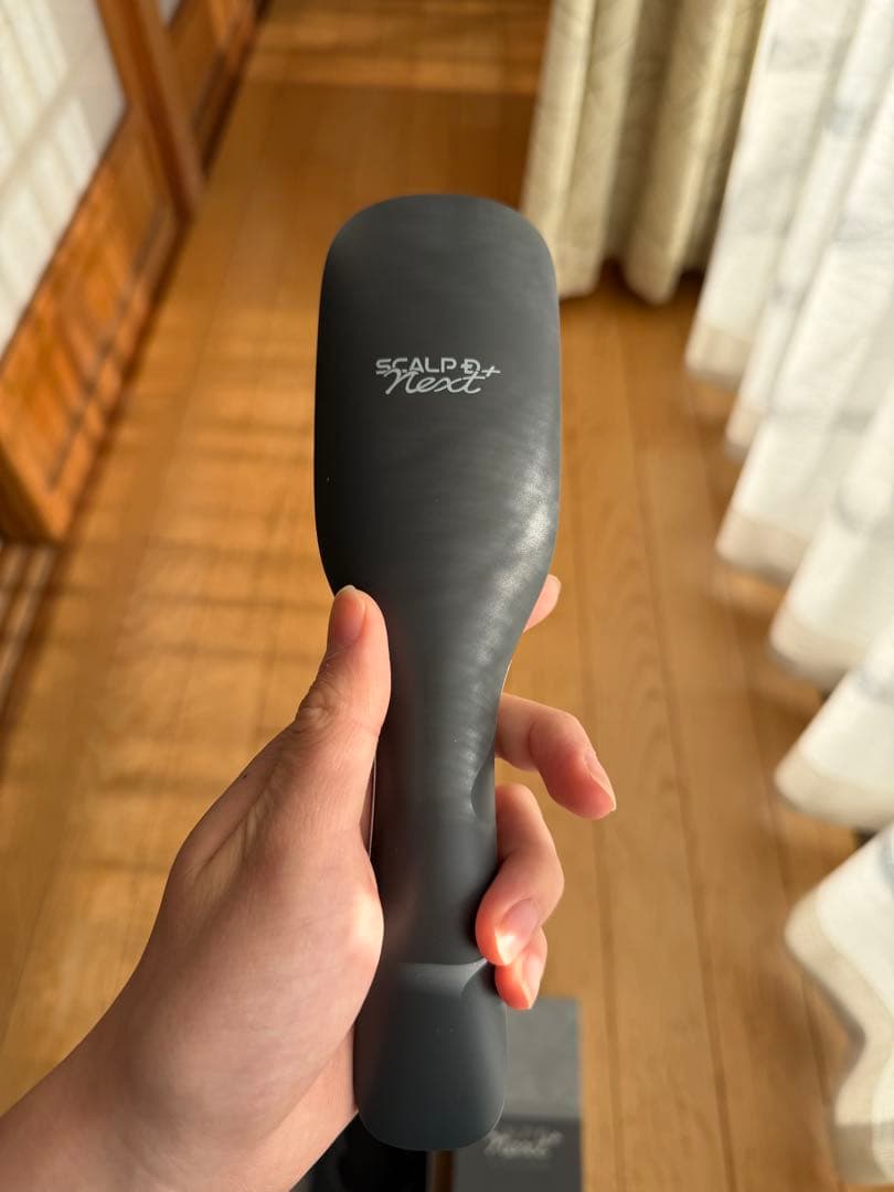 SCALP D Next ヘアブラシ EMS機能搭載