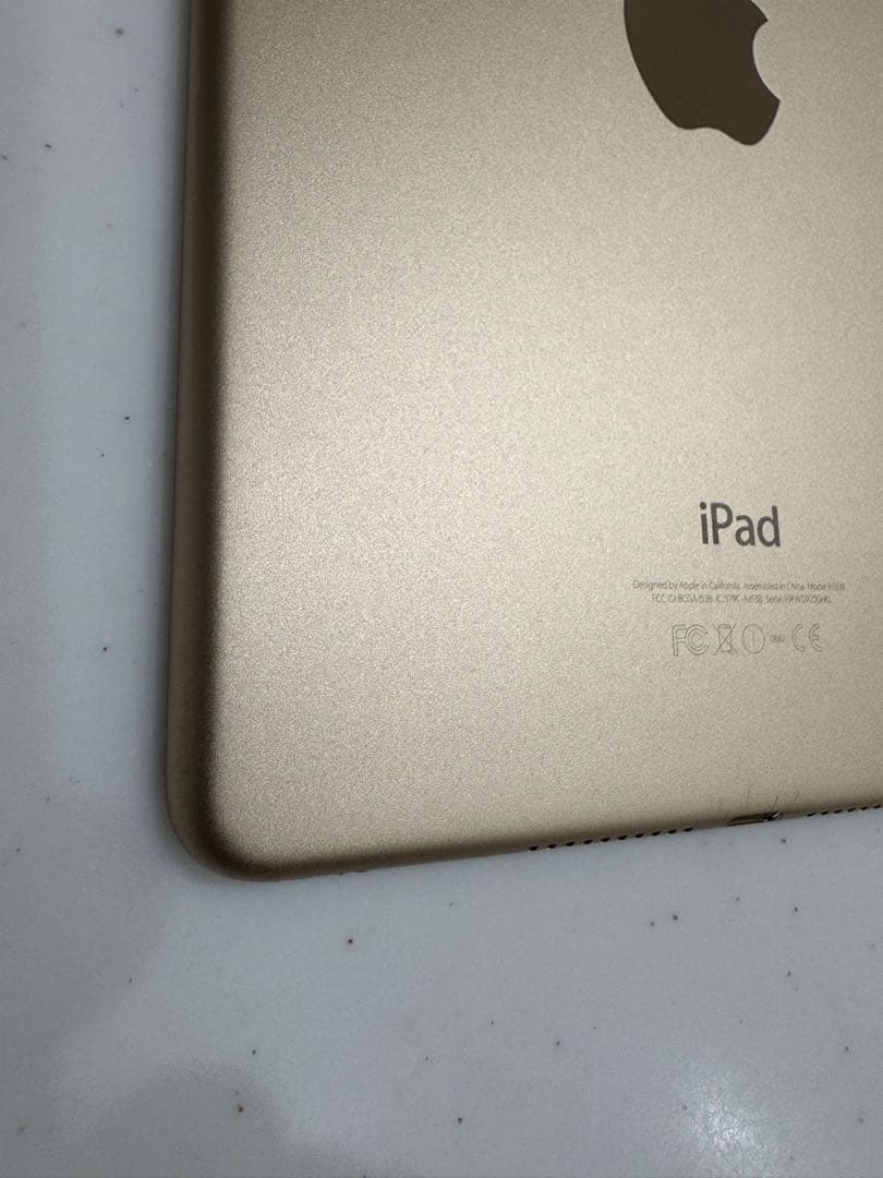 iPad本体 iPad mini4 wifi+cellular 128GB gold
