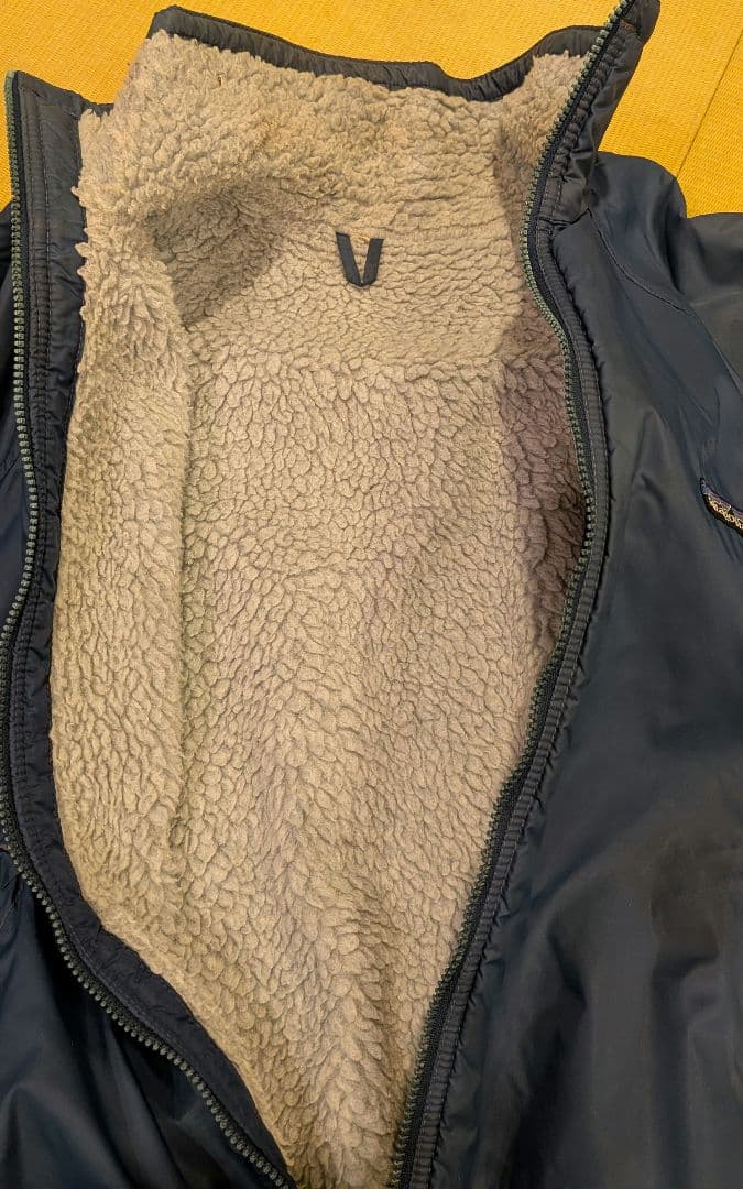patagonia ネイビー フルジップジャケット(US規格L)古着