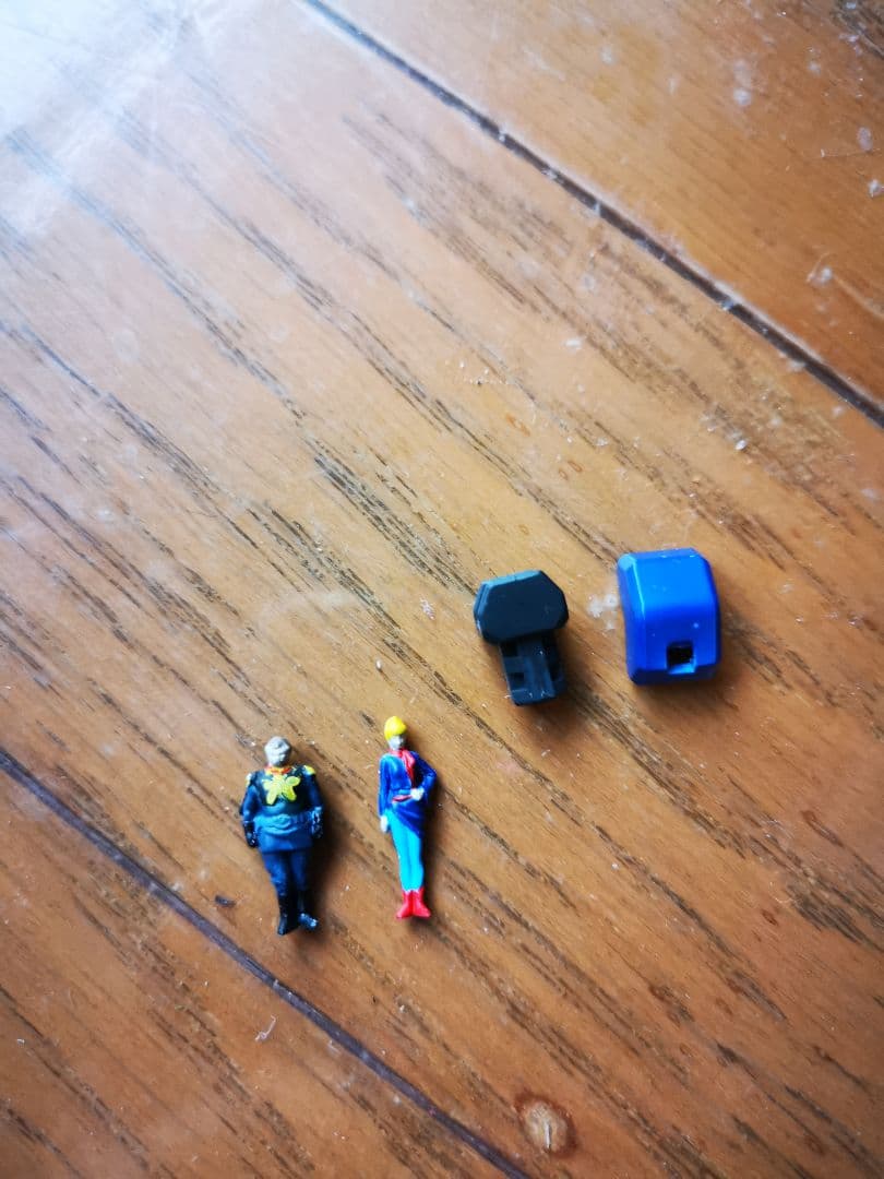 MG グフVer2.0 塗装済完成品メタルパーツ組込み