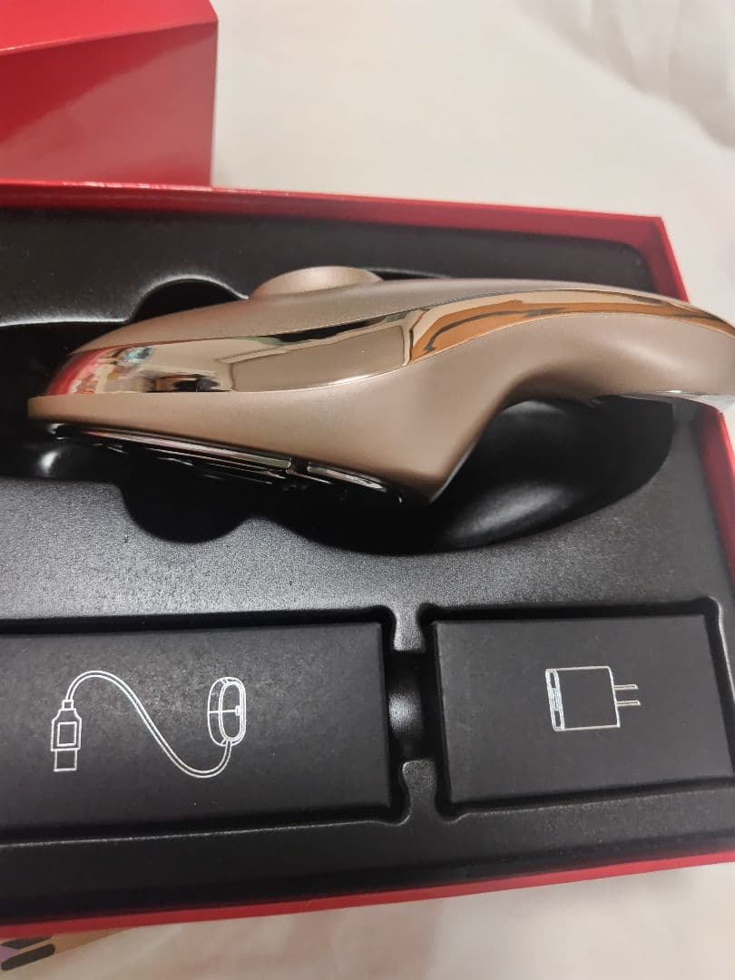 【美品】IKKOプロデュース ME ラボンエクラ 美顔器