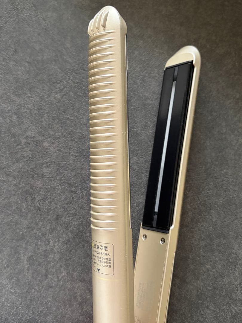 YA-MAN ヤーマン　ストレートアイロン