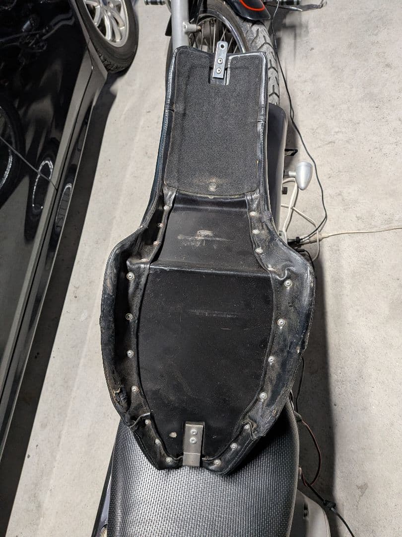 ハーレー　サンダンス コブラシート TC88 ソフテイル