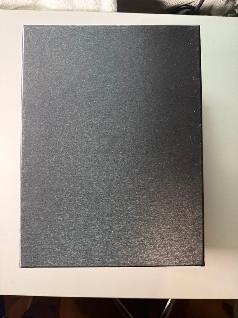 ゼンハイザー senheiser HD700オープン型ヘッドホン