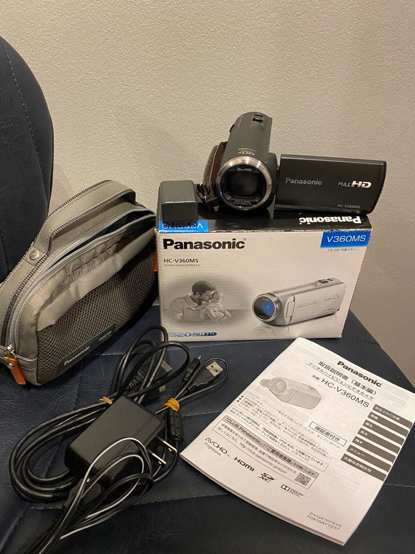 Panasonic HC-V360MS フルHDビデオカメラ、ケ－ス、三脚付き