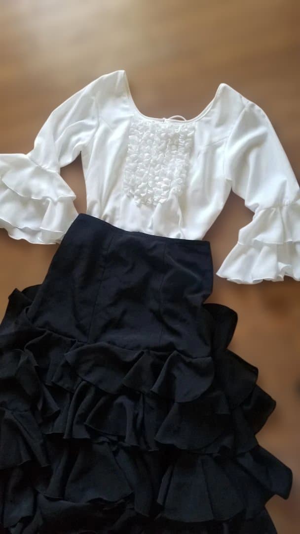 フラメンコ　ブラウス