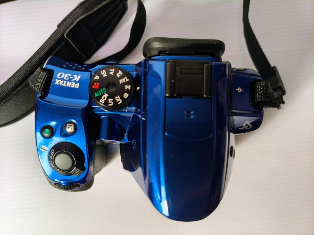 【黒死病対策】【内臓電池交換】ペンタックス　PENTAX K-30 青