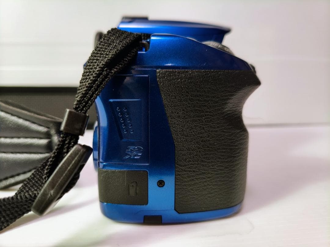 【黒死病対策】【内臓電池交換】ペンタックス　PENTAX K-30 青